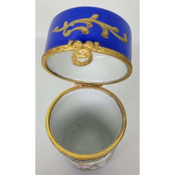 Vintage Limoges Main Hand Painted Blue Gold Floral Trinket Box Pillbox France - Picture 9 of 10
